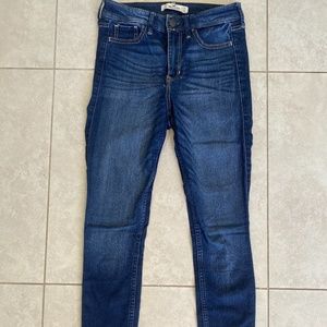 Hollister high waisted skinny jeans